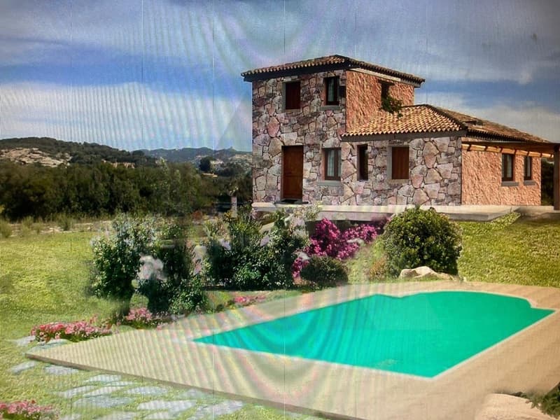 PORTO CERVO: TRE VILLE DA RISTRUTTURARE (3)