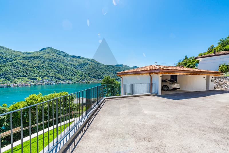 VILLA DI PRESTIGIO CON SPLENDIDA VISTA LAGO (2)