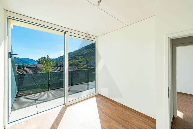 NUOVA VILLA A SCHIERA: UN'OASI DI STILE E BENESSERE (13)