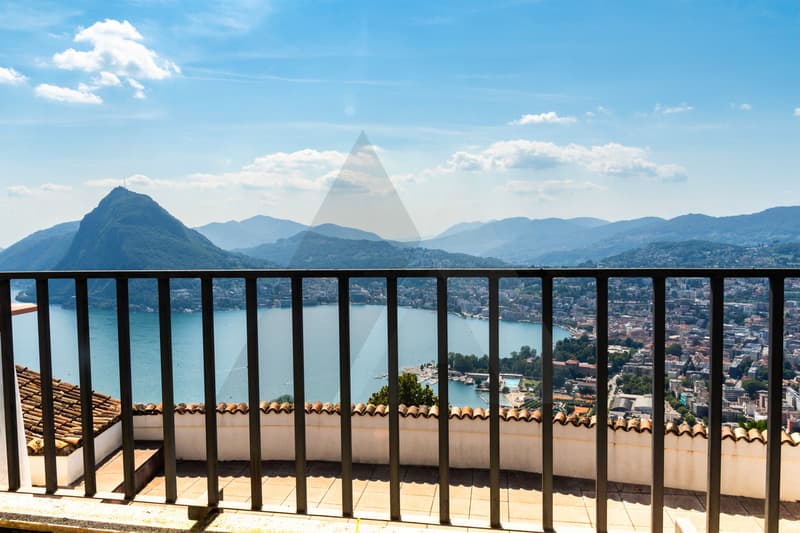 CASA STORICA DA RISTRUTTURARE CON PROGETTO E  VISTA LAGO (13)