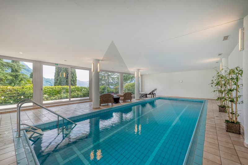 ELEGANTE DUPLEX CON PISCINA E VISTA LAGO (12)