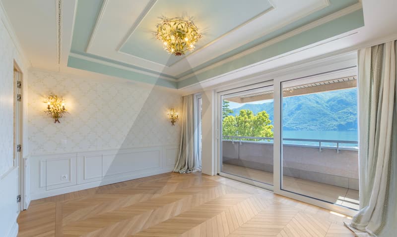 RESIDENZA FRONTE LAGO CON GIARDINO PRIVATO NEL CENTRO DI LUGANO (10)