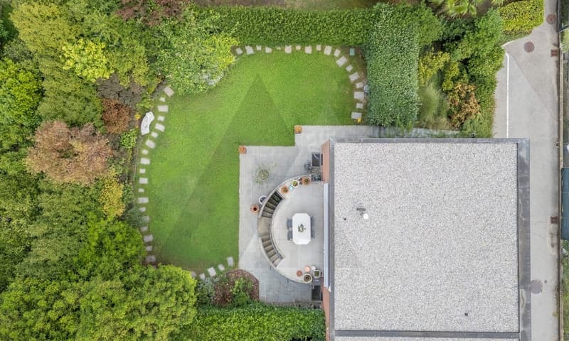 CASA FIRMATA ATTILIO PANZERI CON GIARDINO A GENTILINO (1)