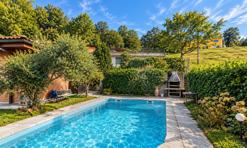 SPAZIOSA VILLA UNIFAMILIARE CON PISCINA (5)