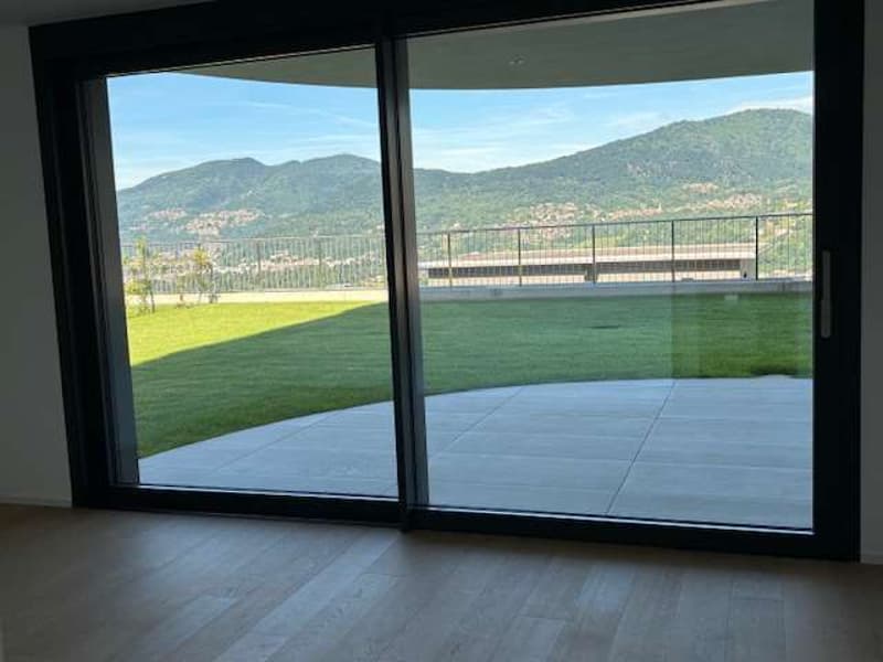 MONTAGNOLA-Nouvel appartement 2.5 pièces avec jardin et vue sur le lac (5)