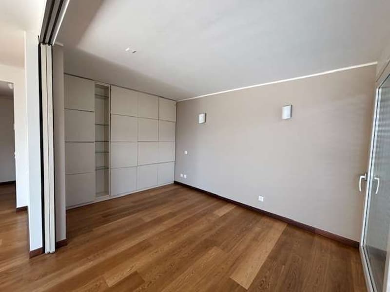 3.5 room apartment with lake and city view (12)