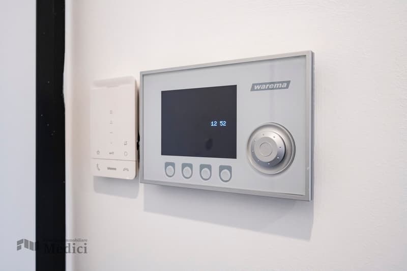 digital control panel, silver front, buttons and screen