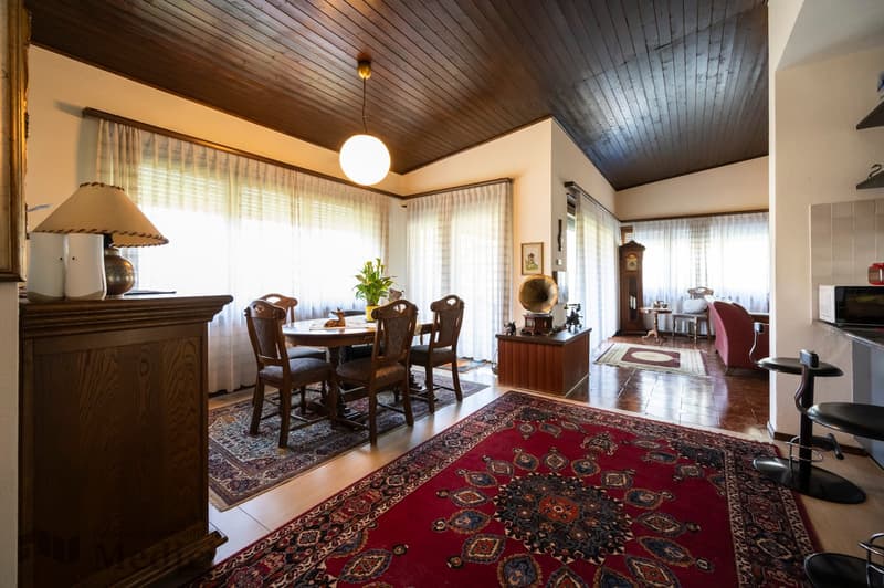 Villa mit Pool und großem Garten mit großem Potenzial und Erweiterungsmöglichkeit (12)