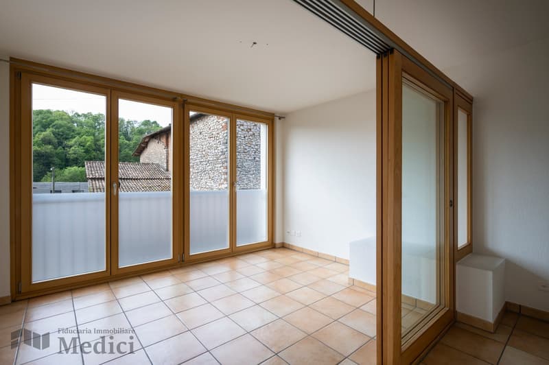 CHARAKTERISTISCHES 4.5 ZIMMER-WOHNUNG IM KERN VON ARZO (12)