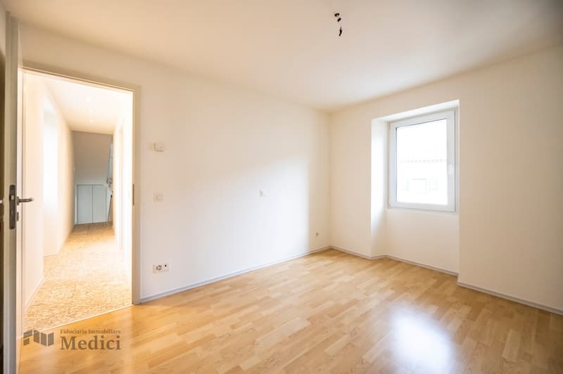 SOMAZZO - SPLENDIDA CASA DI NUCLEO CON MONOLOCALE ANNESSO (12)