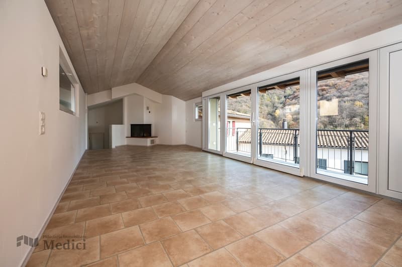 SOMAZZO - SPLENDIDA CASA DI NUCLEO CON MONOLOCALE ANNESSO (4)