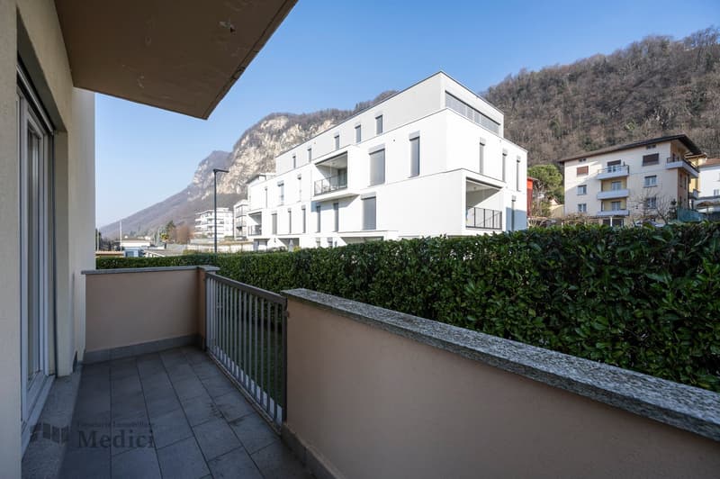 TRILOKALE VÖLLIG RENOVIERTE IN MENDRISIO ZENTRUM (10)