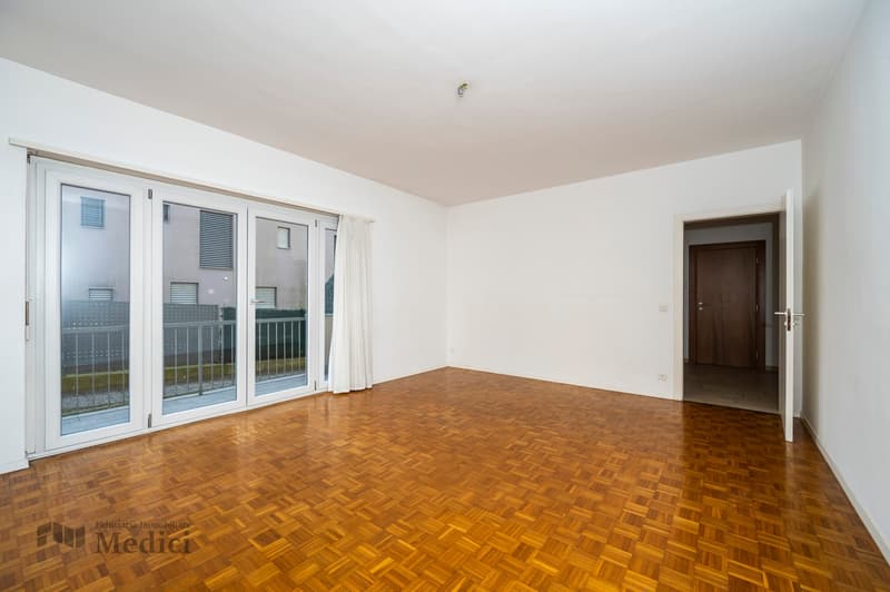 TRILOKALE VÖLLIG RENOVIERTE IN MENDRISIO ZENTRUM (7)