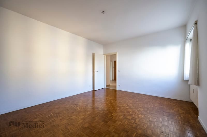 TRILOKALE VÖLLIG RENOVIERTE IN MENDRISIO ZENTRUM (9)