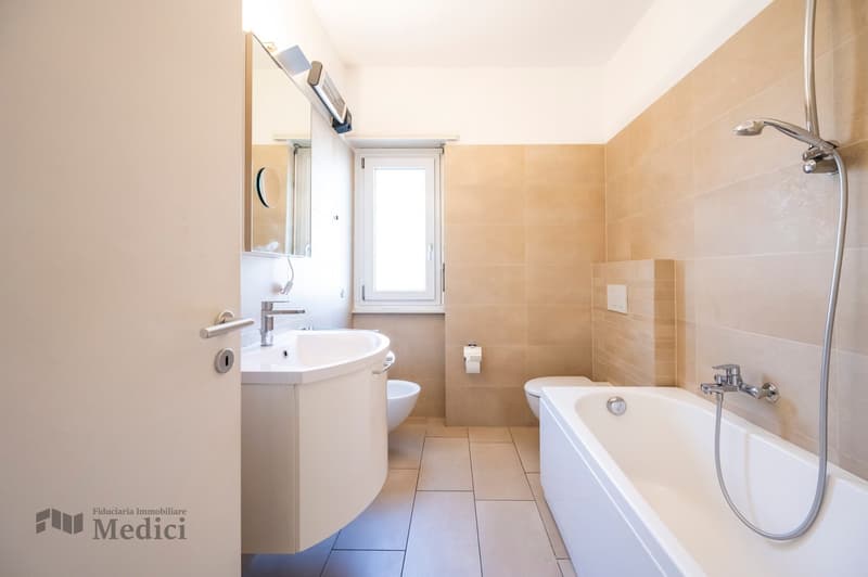 TRILOKALE VÖLLIG RENOVIERTE IN MENDRISIO ZENTRUM (5)