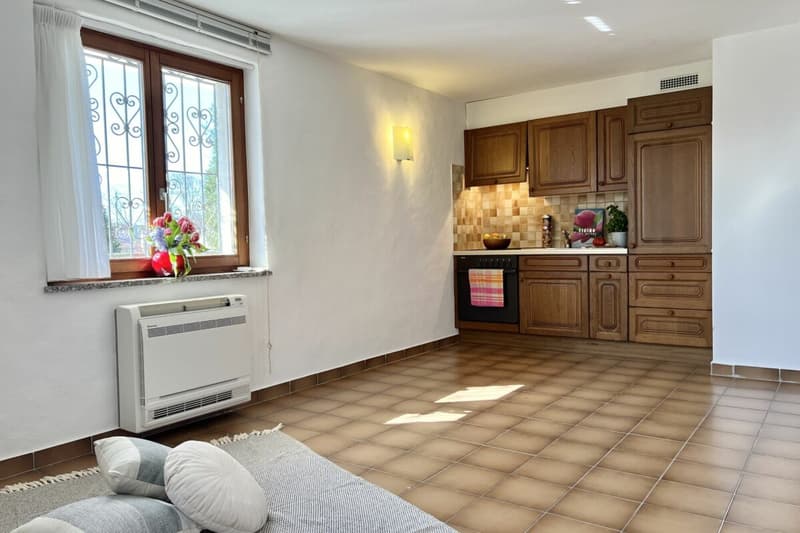 VENDUTO !!! Affascinante casa indipendente con studio separato (29)