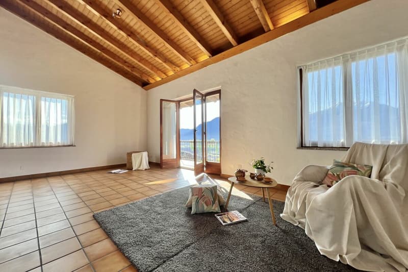 VENDUTO !!! Affascinante casa indipendente con studio separato (7)