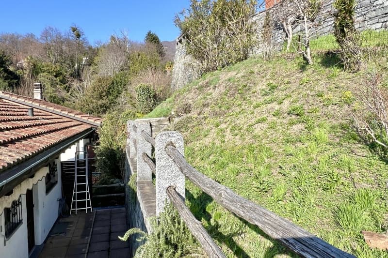 VENDUTO !!! Affascinante casa indipendente con studio separato (24)