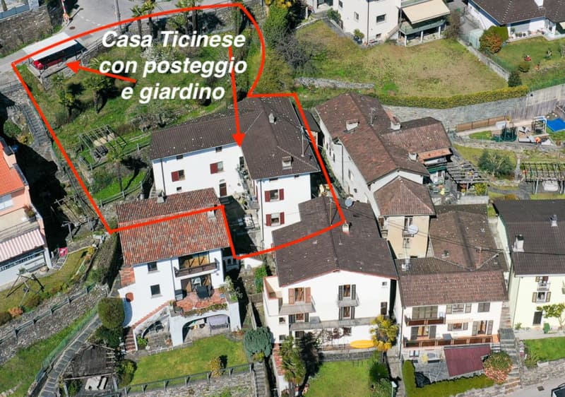 Grande casa di paese con vista lag, giardino e parcheggio (2)