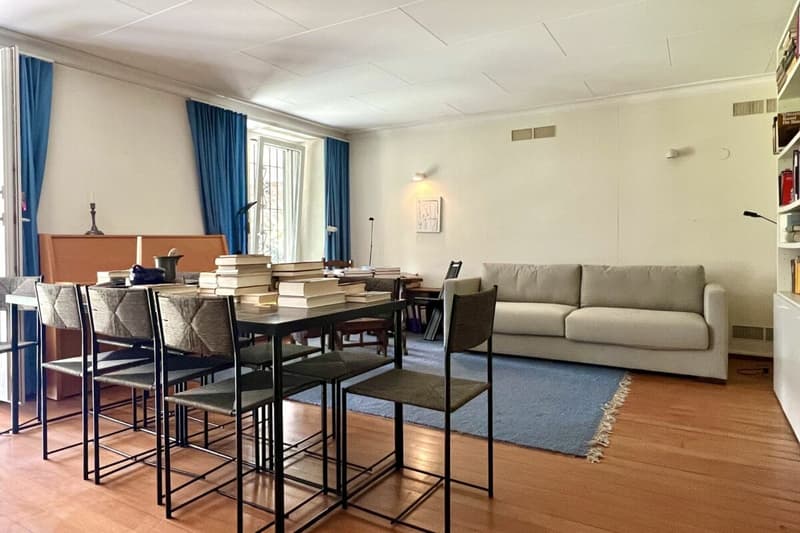 Herrschaftliche Villa mit grossem Grundstück und 180° Seesicht (51)
