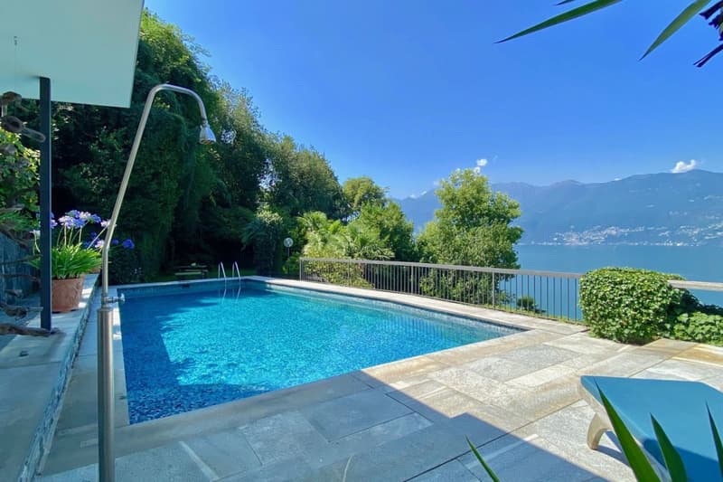 Exklusive Villa mit atemberaubender 180°-Seepanoramasicht und absoluter Privatsphäre (39)