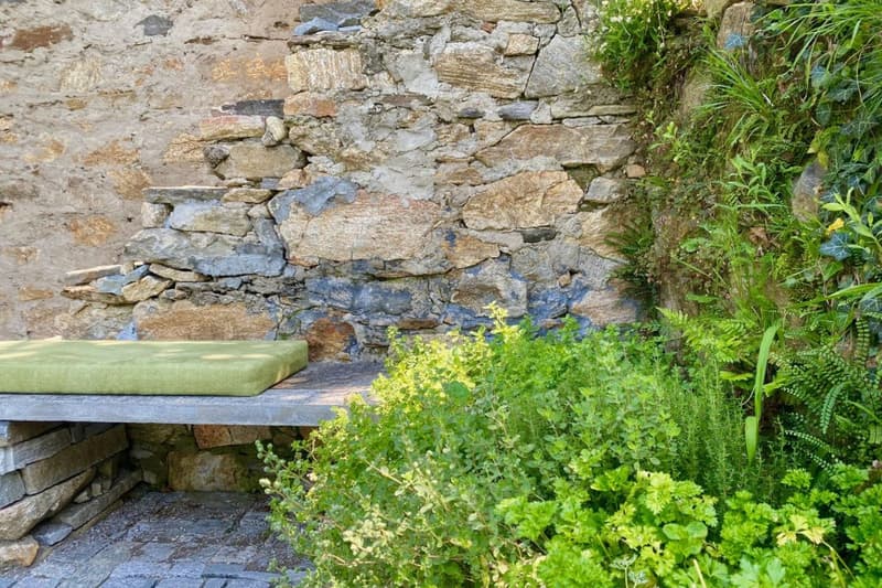 Exklusive Villa mit atemberaubender 180°-Seepanoramasicht und absoluter Privatsphäre (53)