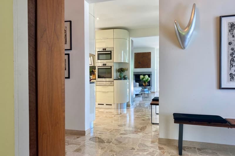 Exklusive Villa mit atemberaubender 180°-Seepanoramasicht und absoluter Privatsphäre (17)