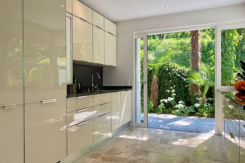 Exklusive Villa mit atemberaubender 180°-Seepanoramasicht und absoluter Privatsphäre (20)