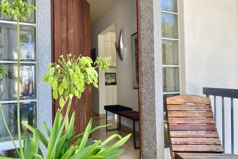 Exklusive Villa mit atemberaubender 180°-Seepanoramasicht und absoluter Privatsphäre (14)