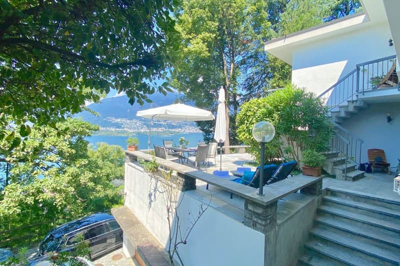 Exklusive Villa mit atemberaubender 180°-Seepanoramasicht und absoluter Privatsphäre (57)