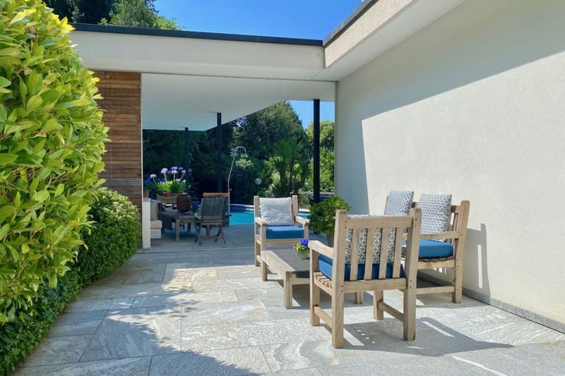 Exklusive Villa mit atemberaubender 180°-Seepanoramasicht und absoluter Privatsphäre (35)