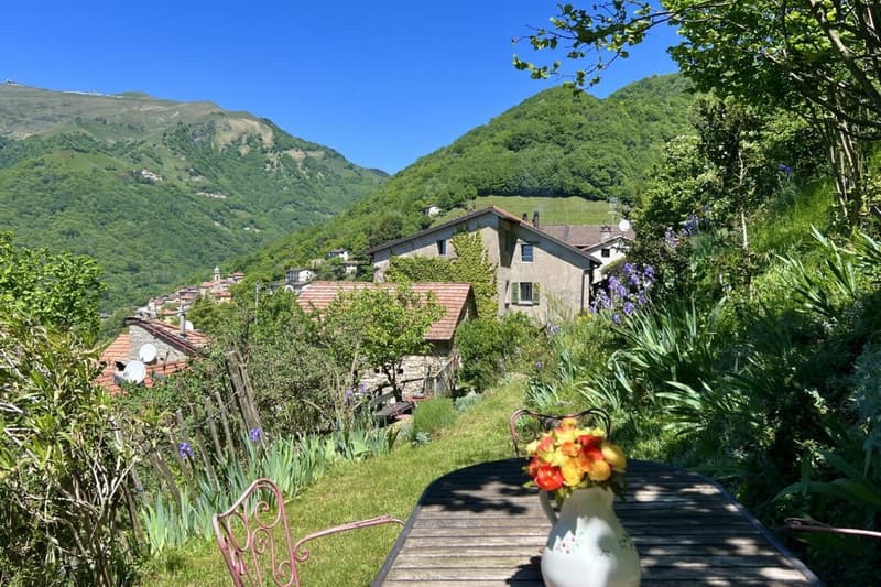 RÊVE DE VIE TESSIN - Charmante maison de village rénovée avec grand atelier idéal pour l'art et la culture et le B&B (40)