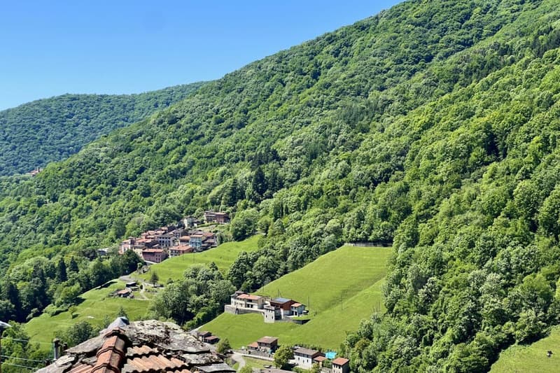 RÊVE DE VIE TESSIN - Charmante maison de village rénovée avec grand atelier idéal pour l'art et la culture et le B&B (57)