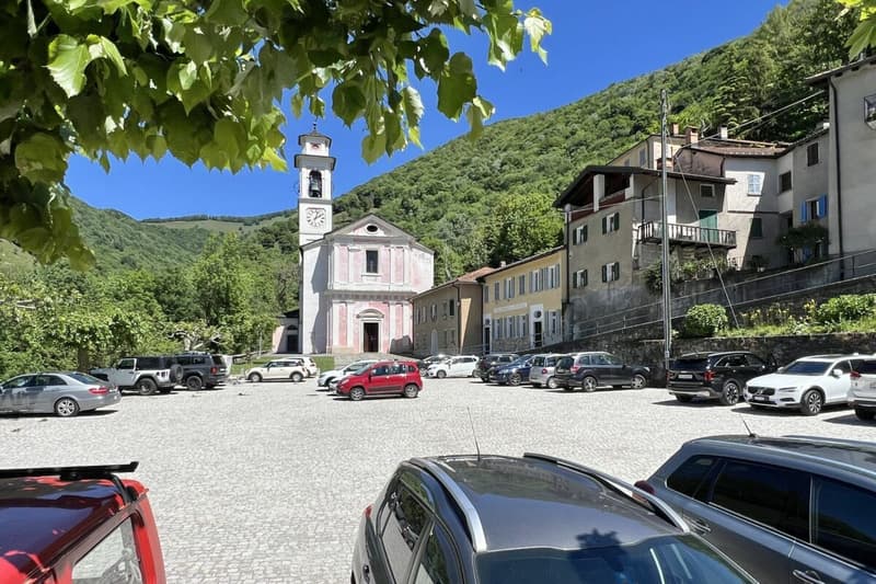 RÊVE DE VIE TESSIN - Charmante maison de village rénovée avec grand atelier idéal pour l'art et la culture et le B&B (75)