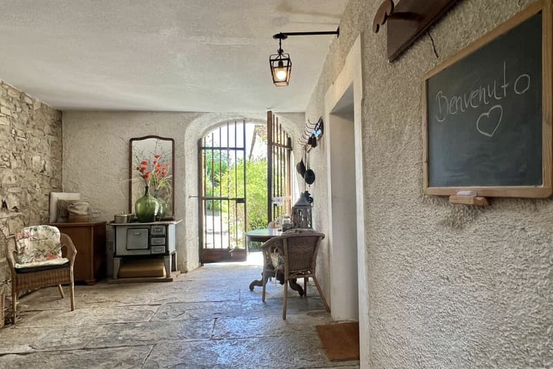 RÊVE DE VIE TESSIN - Charmante maison de village rénovée avec grand atelier idéal pour l'art et la culture et le B&B (26)