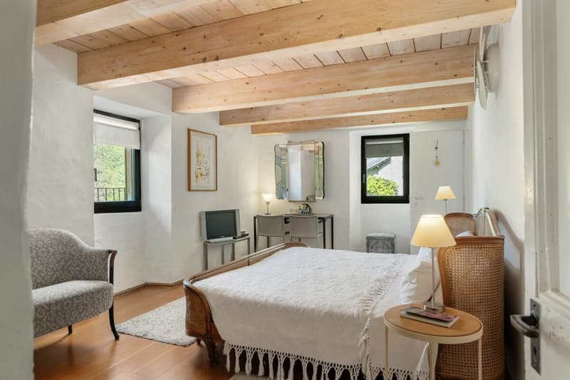 RÊVE DE VIE TESSIN - Charmante maison de village rénovée avec grand atelier idéal pour l'art et la culture et le B&B (16)