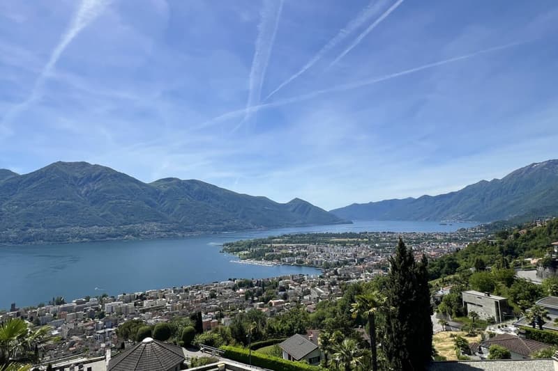 POSIZIONE PRIVILEGIATA con vista a 180° sul lago - Appartamento esclusivo con zona ospiti separata (46)