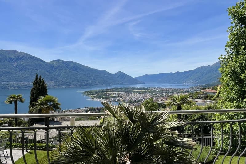 POSIZIONE PRIVILEGIATA con vista a 180° sul lago - Appartamento esclusivo con zona ospiti separata (11)