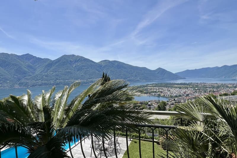 POSIZIONE PRIVILEGIATA con vista a 180° sul lago - Appartamento esclusivo con zona ospiti separata (23)