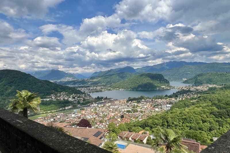 ITALY / Lake di Lugano - Two-bedroom duplex residence with panoramic views over Lake Lugano (47)