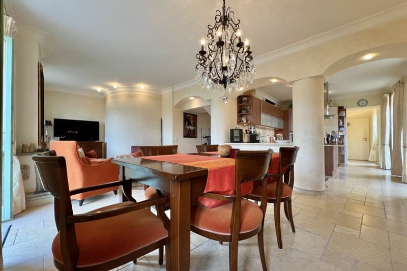 ITALY / Lake di Lugano - Two-bedroom duplex residence with panoramic views over Lake Lugano (8)