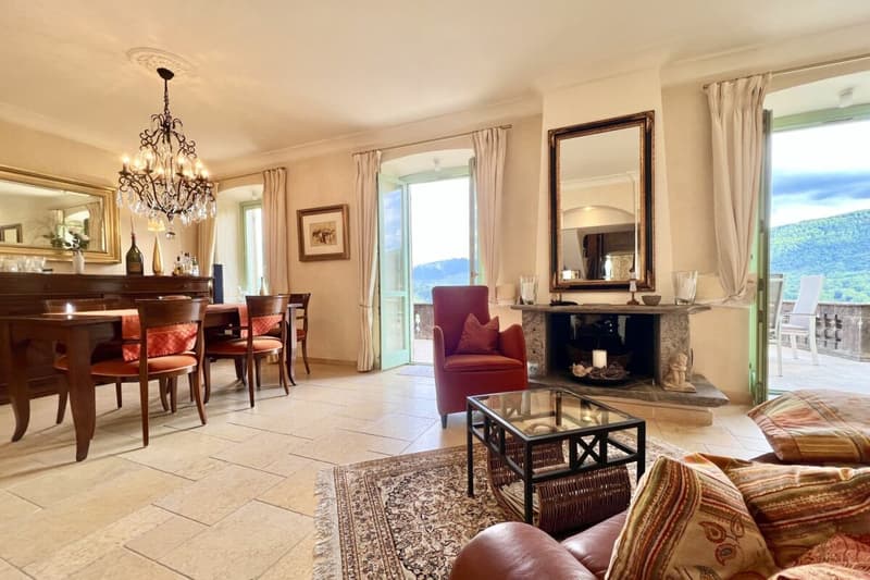 ITALY / Lake di Lugano - Two-bedroom duplex residence with panoramic views over Lake Lugano (24)