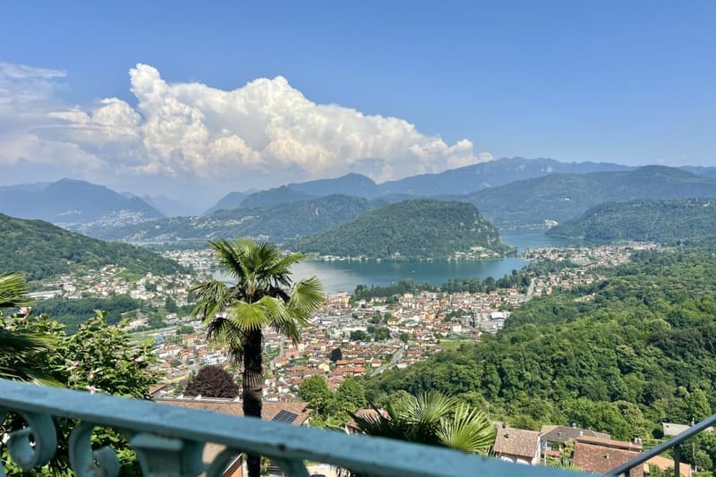 A spacious two-room flat in a refurbished building, situated in a beautiful, sunny location in Viconago-Cadegliano (2)