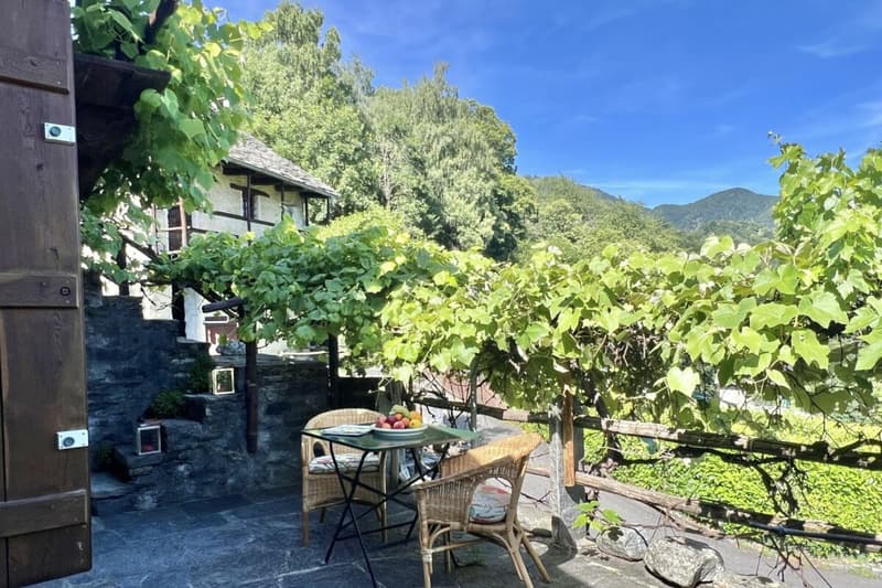 Charming Rustico Ensemble in a beautiful sunny location (16)