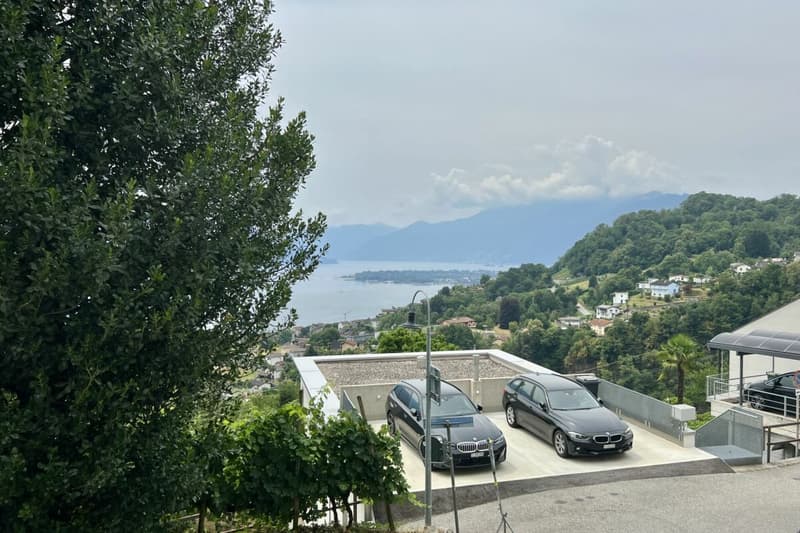 Appartamento 4,5 camere ?con vista lago 180°, ampia terrazza soleggiata e giardino privato (17)