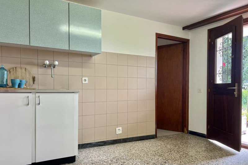 Appartamento 4,5 camere ?con vista lago 180°, ampia terrazza soleggiata e giardino privato (30)