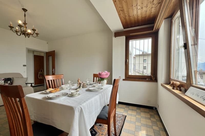 Appartamento 4,5 camere ?con vista lago 180°, ampia terrazza soleggiata e giardino privato (23)