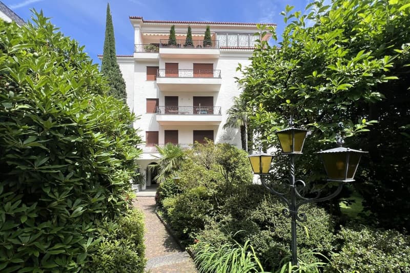 Appartement de vacances élégant avec grande terrasse, piscine communautaire et accès direct au lac (29)