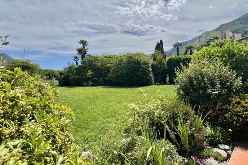 Appartement de vacances élégant avec grande terrasse, piscine communautaire et accès direct au lac (28)