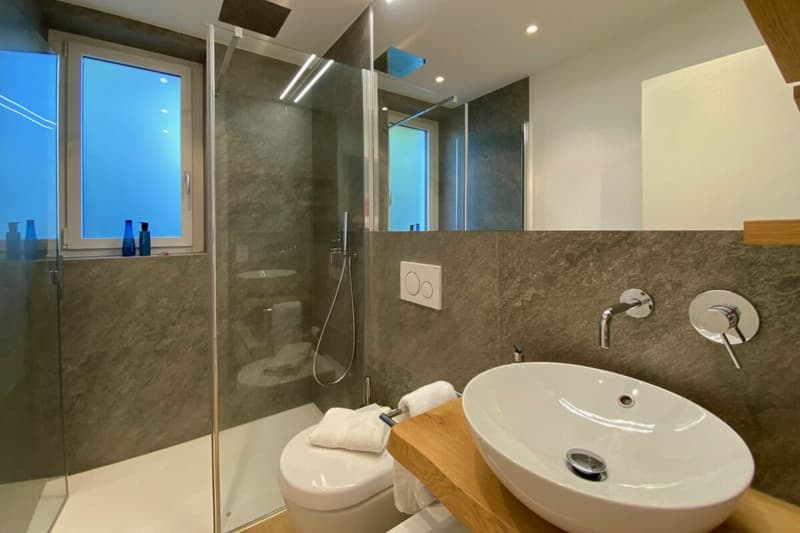 Elegantes "Pied a terre" in sonniger Ruhelage - ideal für ÖV Nutzer (9)